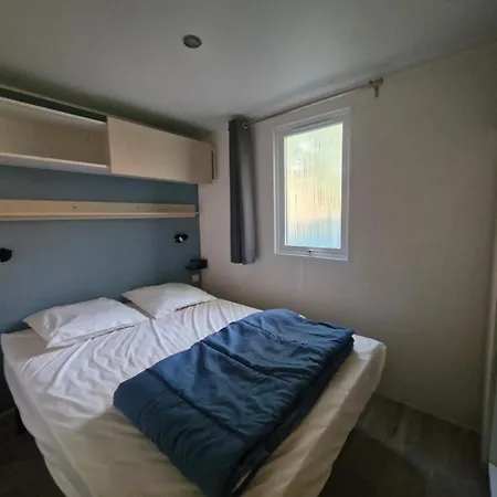 Mobile 4 Personnes 300 M De La Campingplatz *